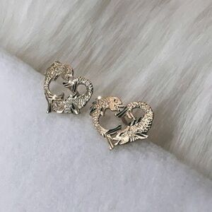 14k Solid Gold Pisces Heart Earrings, Zodiac Horoscope Studs